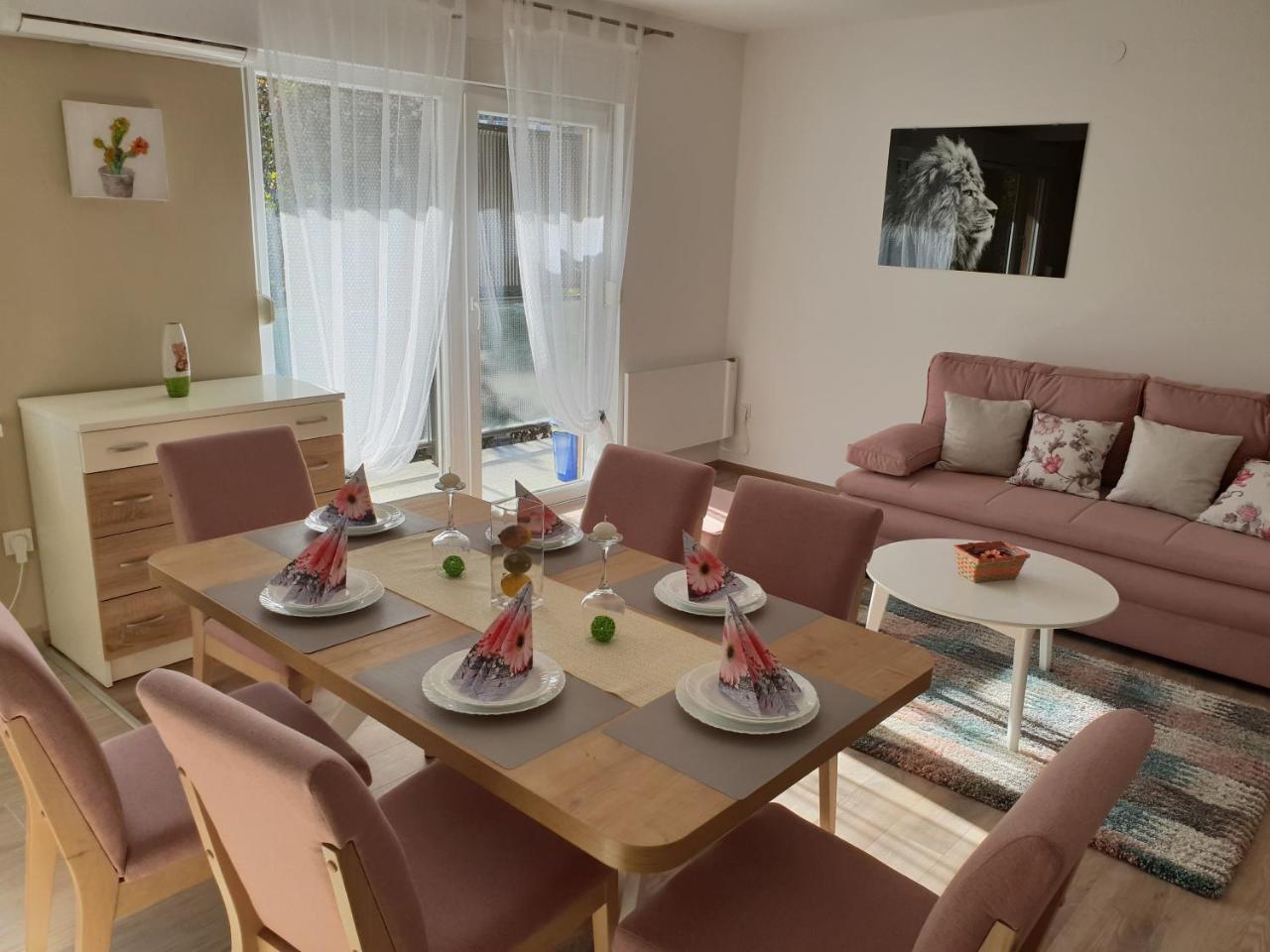 Lion Apartment Zagreb Eksteriør bilde